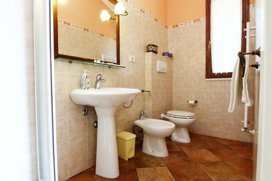Camera Matrimoniale con Bagno Privato